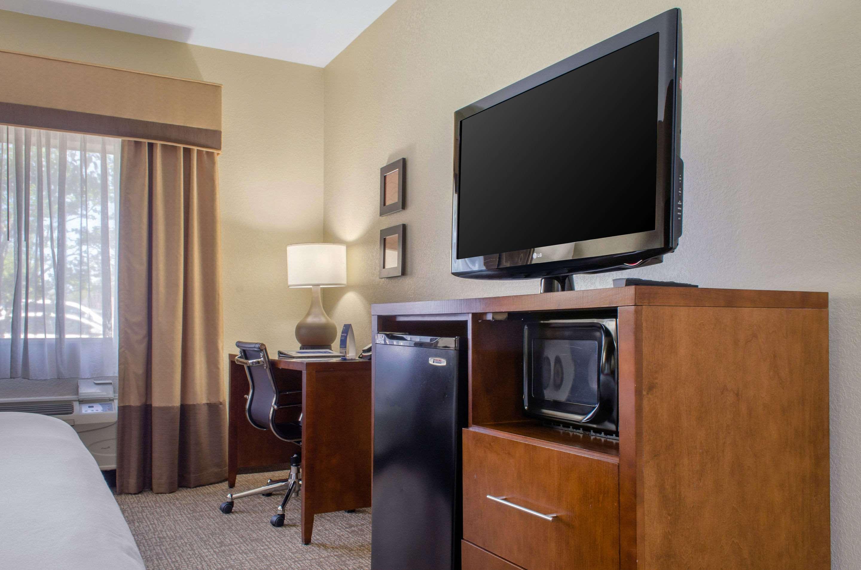 Comfort Inn & Suites Covington - Mandeville Buitenkant foto